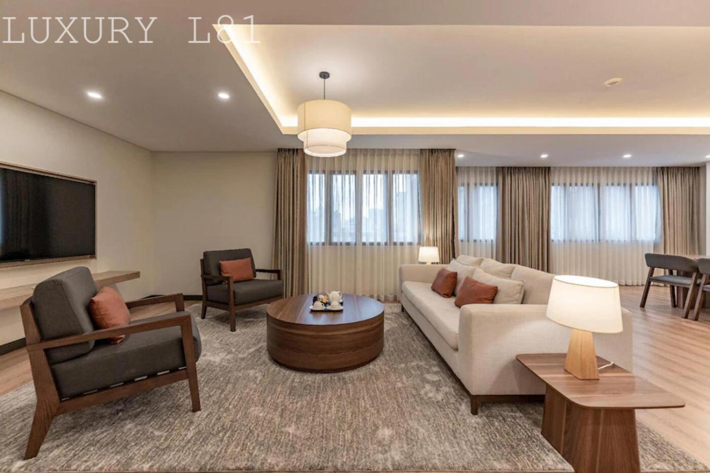 Angia Luxury Apartment Inside Landmark 81 Tower Ho Chi Minh City Exterior photo